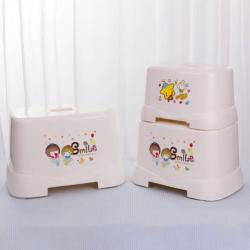 四季方凳（?。?/></a></div>
<div   id=